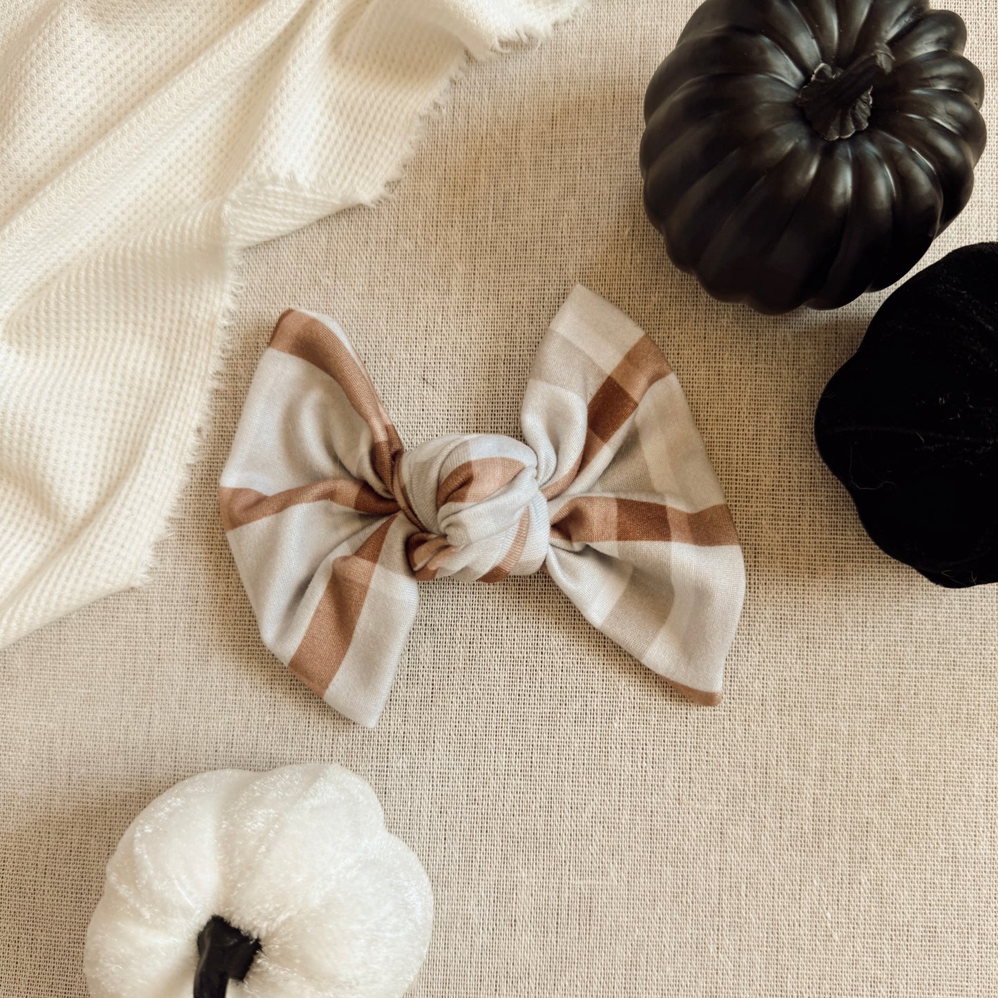 PERFECTLY PLAID BOWS