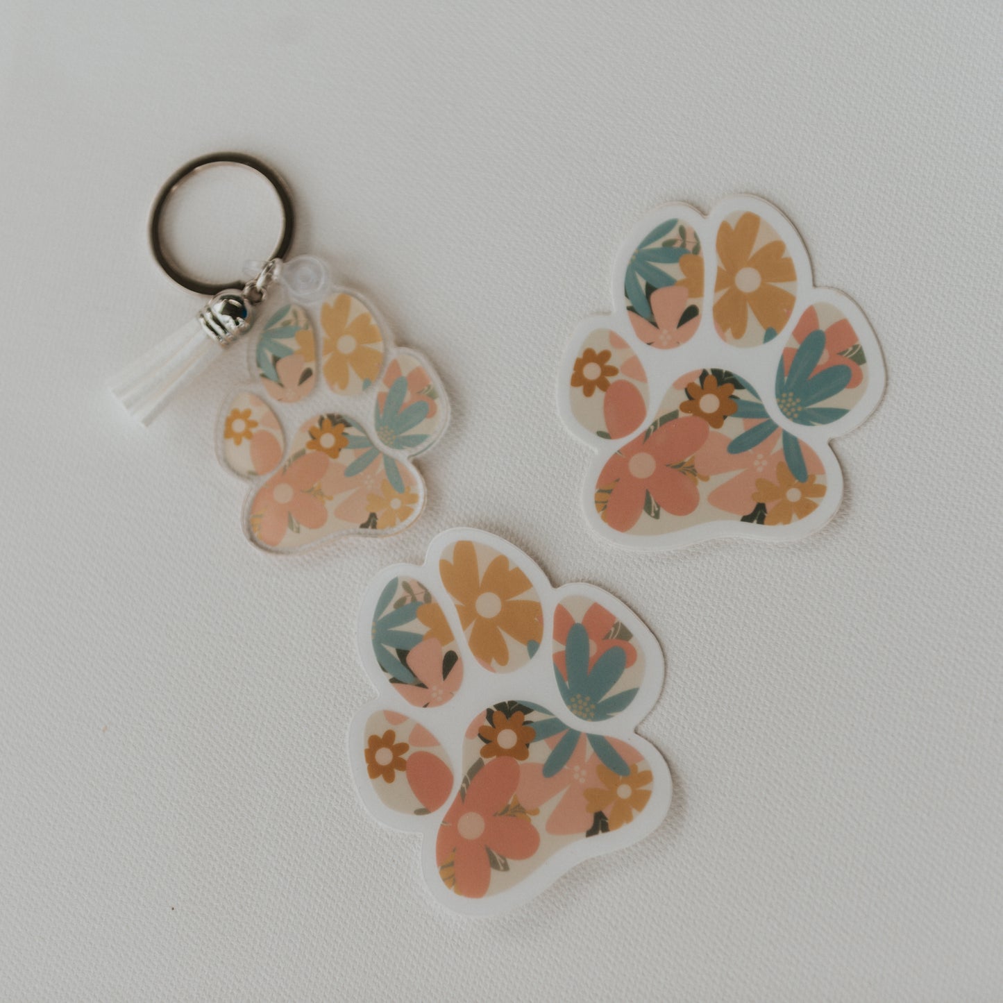 FLORAL PAW PRINT KEYCHAIN