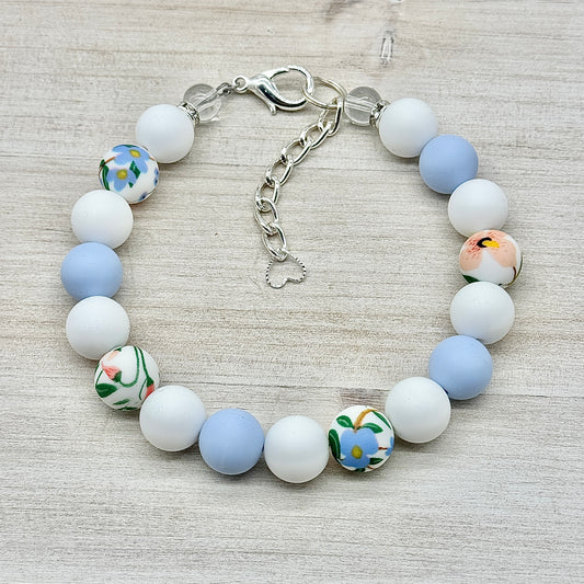 FRESH FLORAL NECKLACE