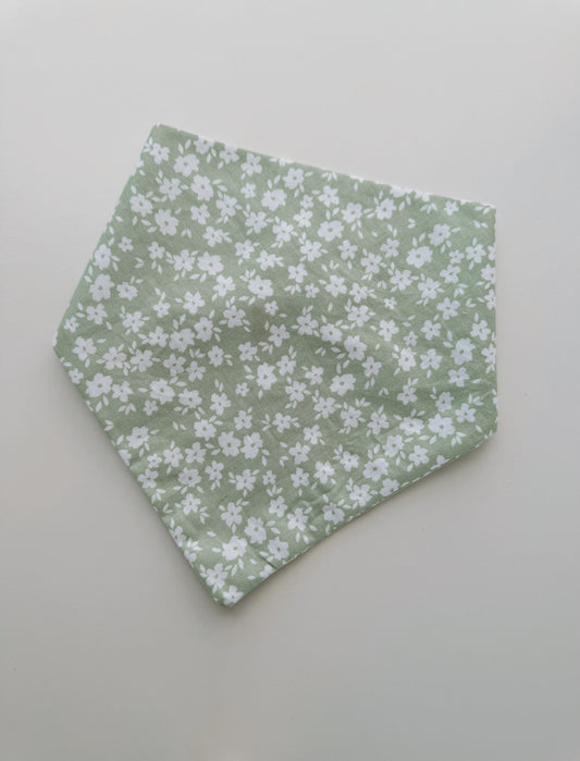 FLOWERS IN THE GARDEN - COTTON