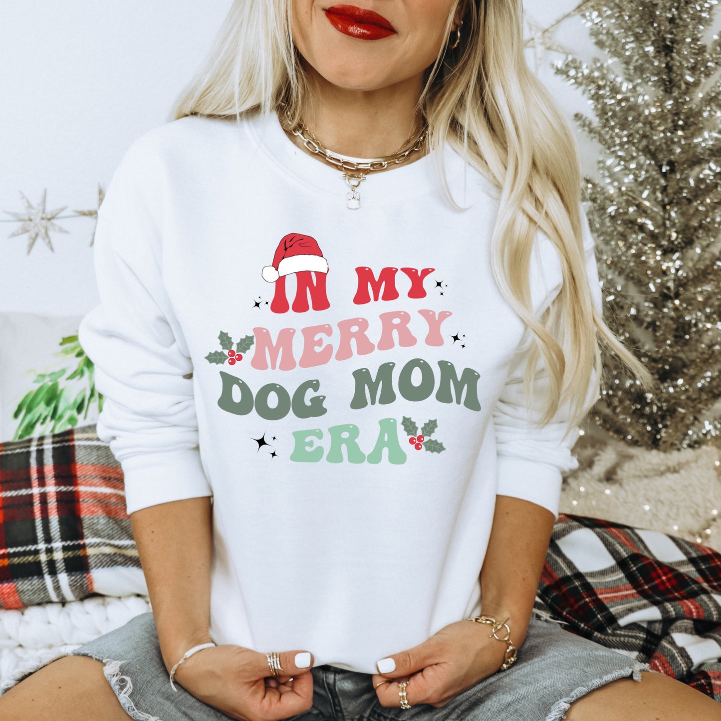 MERRY DOG MOM ERA CREWNECK